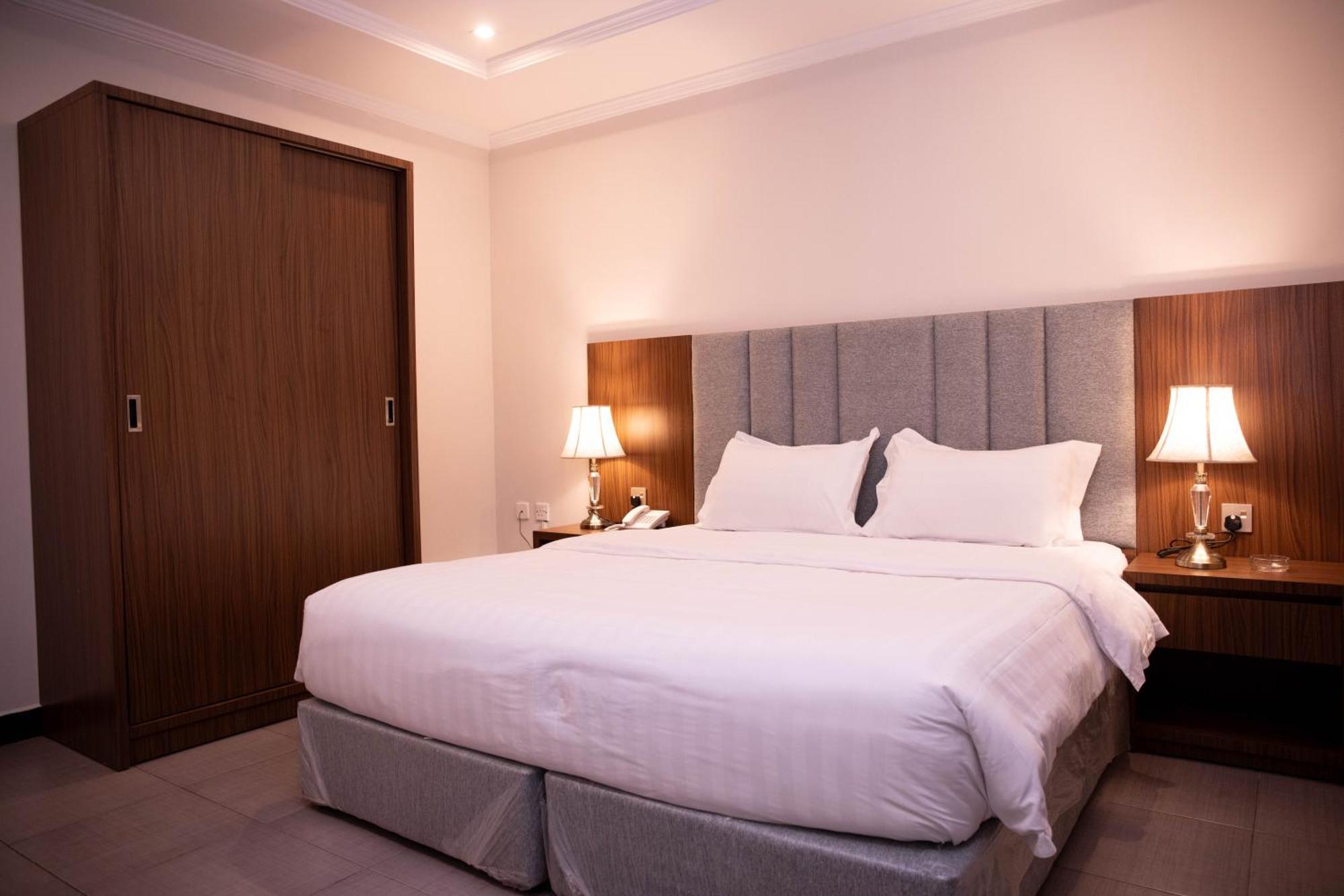 Golden Suites Al Al Jubail Екстериор снимка